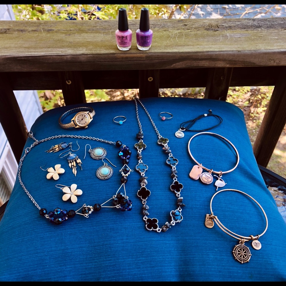 Assorted Jewelry Lot!